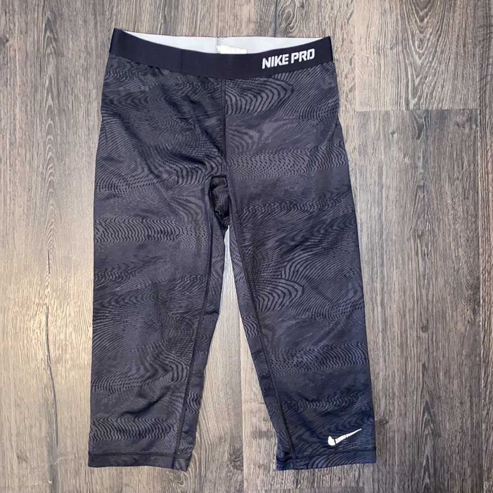 Nike- Black & Gray Leggings